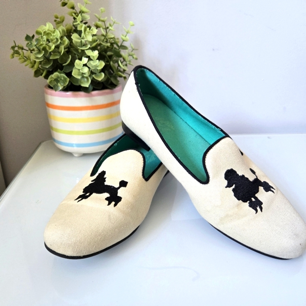 Seychelles Cream Slip-On Canvas Shoes with Black Poodle. Size 7.5
